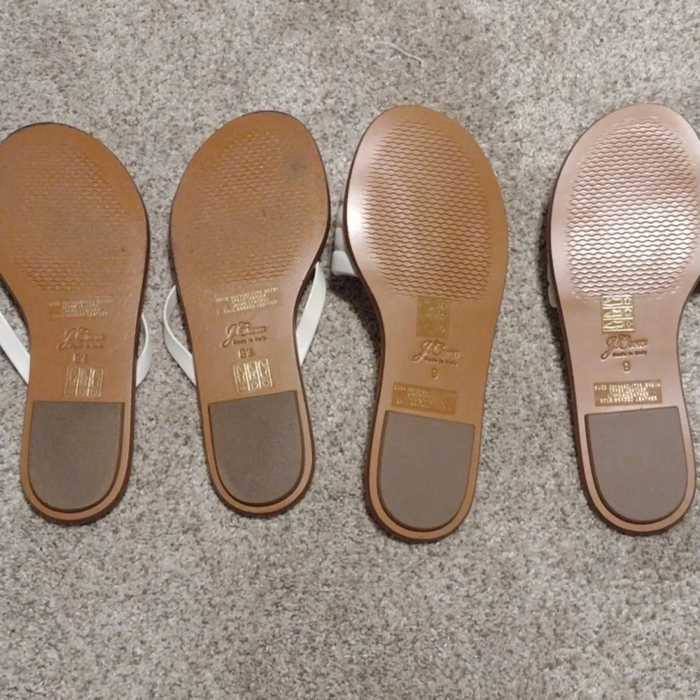 Sandals - Picture 2 of 4